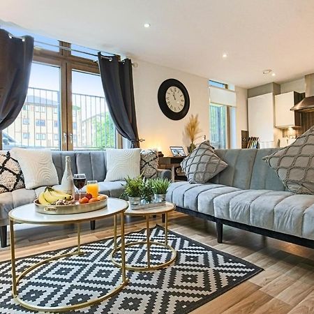 Campbell Park Apartment - City Centre - Free Parking, Balcony, Super-Fast Wifi And Smart Tv With Netflix By Yoko Property Milton Keynes Exterior photo